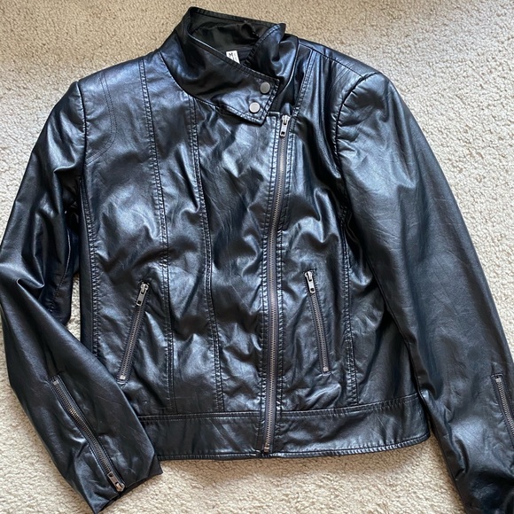 Mural - Picture 1 of 1